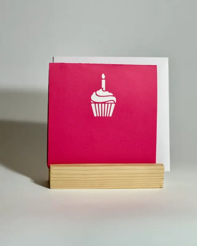 handmade pop-up cup cake birthday card